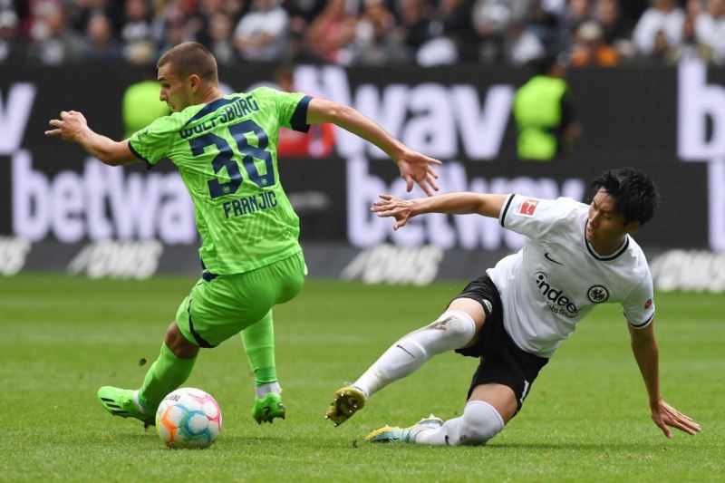 Nhận định, Soi kèo Frankfurt vs Wolfsburg 23h30 ngày 30/11: Chiến thắng cách biệt - Ảnh 1