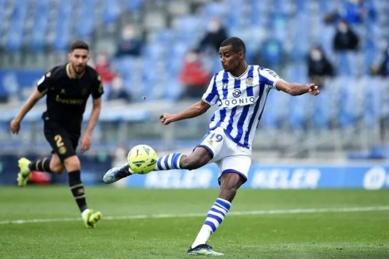 Nhận định, Soi kèo Alaves vs Sociedad 22h15 ngày 06/12: Điểm tựa sân nhà - Ảnh 1