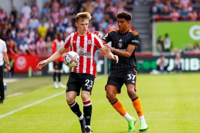 Nhận định, Soi kèo Brentford vs Leeds United 00h00 ngày 15/12 - Ảnh 1