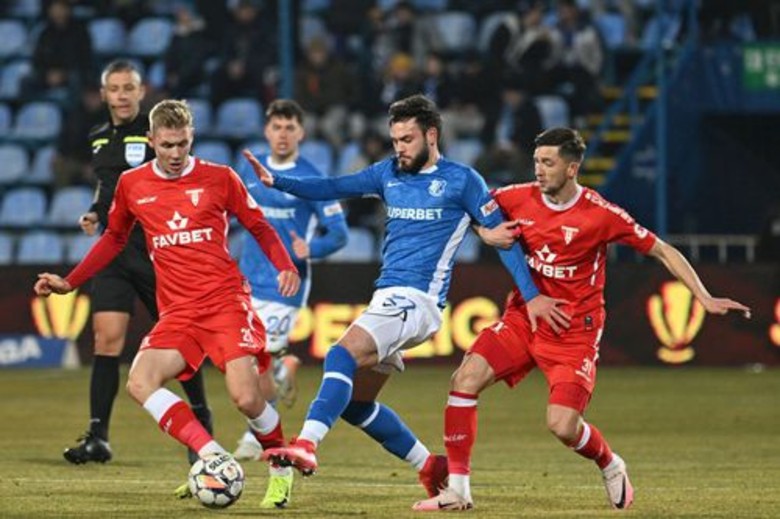 Nhận định, Soi kèo Farul Constanta vs UTA Arad, 22h30 ngày 15/12: Bất phân thắng bại - Ảnh 1