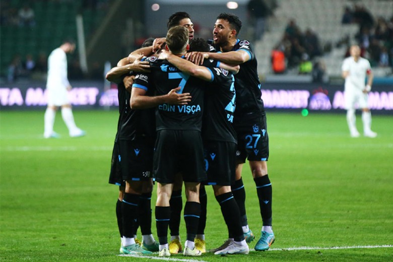 Nhận định, Soi kèo Trabzonspor vs Alanyaspor, 0h30 ngày 18/12: Mở màn suôn sẻ - Ảnh 1