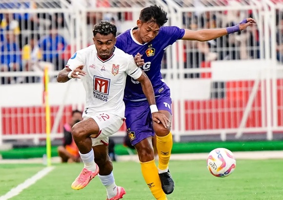 Nhận định, Soi kèo Malut United vs Persik Kediri 13h30 ngày 24/1: Bám đuổi ngôi đầu - Ảnh 4