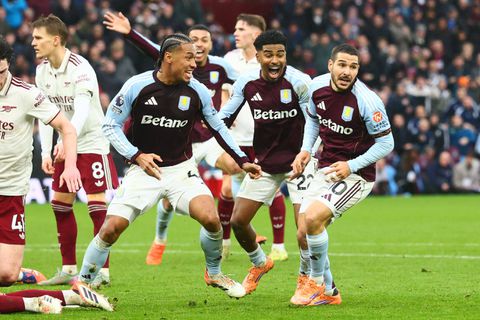 Nhận định, Soi kèo Aston Villa vs Salzburg, 03h00 ngày 30/1: Thế chân tường - Ảnh 1