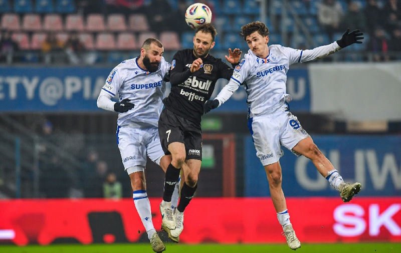 Nhận định, Soi kèo Piast Gliwice vs Lech Poznan 2h30 ngày 4/2: Trở lại đường đua - Ảnh 1