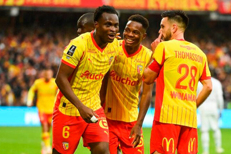 Nhận định, Soi kèo Troyes vs Lens 03h00 ngày 05/02: Khách lấn chủ - Ảnh 1