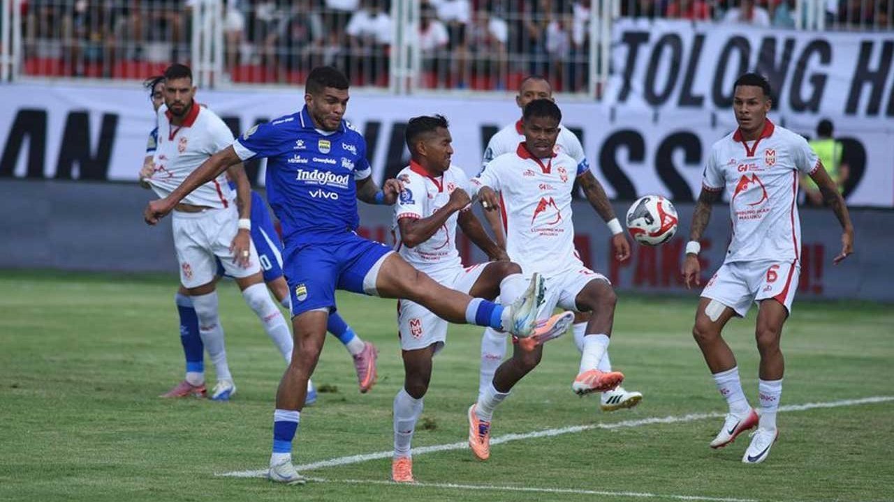 Nhận định, Soi kèo Persib Bandung vs Malut United, 19h00 ngày 6/2: Kẻ cứng đầu - Ảnh 4