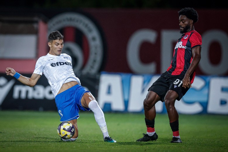 Nhận định, Soi kèo Spartak Varna vs Lokomotiv Sofia, 22h45 ngày 13/2: Quật ngã chủ nhà - Ảnh 1