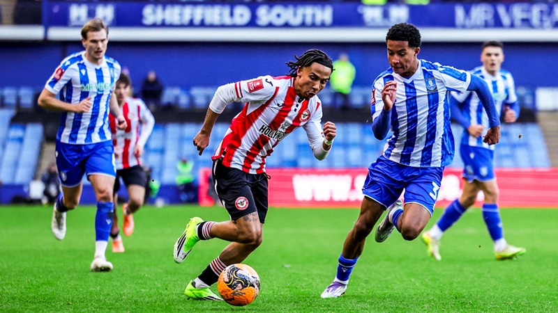 Nhận định, Soi kèo Macclesfield vs Brentford 2h30 ngày 17/2: Chủ nhà tan mộng - Ảnh 1