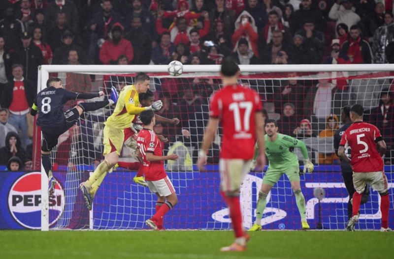 Nhận định, Soi kèo Benfica vs Real Madrid 3h00 ngày 18/2: Thế trận giằng co - Ảnh 1