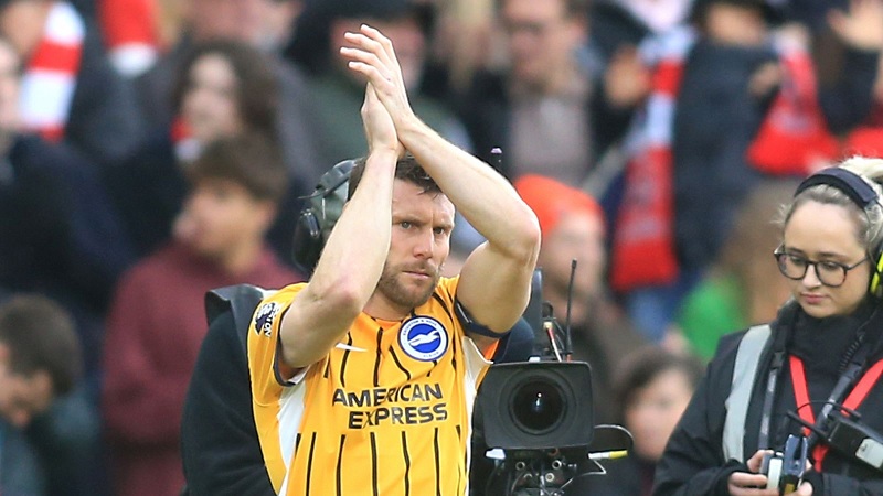 James Milner lập kỷ lục về số lần ra sân tại Ngoại hạng Anh - Ảnh 1