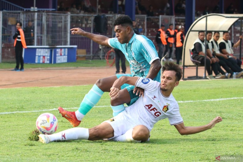 Nhận định, Soi kèo Persik Kediri vs PSBS Biak Numfor, 20h30 ngày 5/3: Lầm lũi thoát hiểm - Ảnh 1