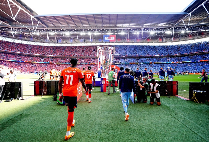 Vòng play-off tranh vé lên Ngoại hạng Anh sắp có thay đổi lớn - Ảnh 1