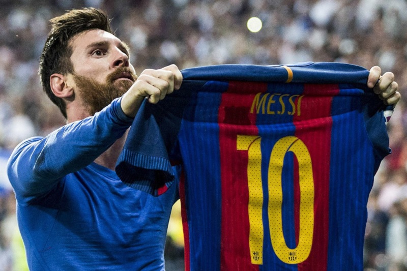 Vì sao Messi không thể trở lại Barcelona năm 2023? - Ảnh 1