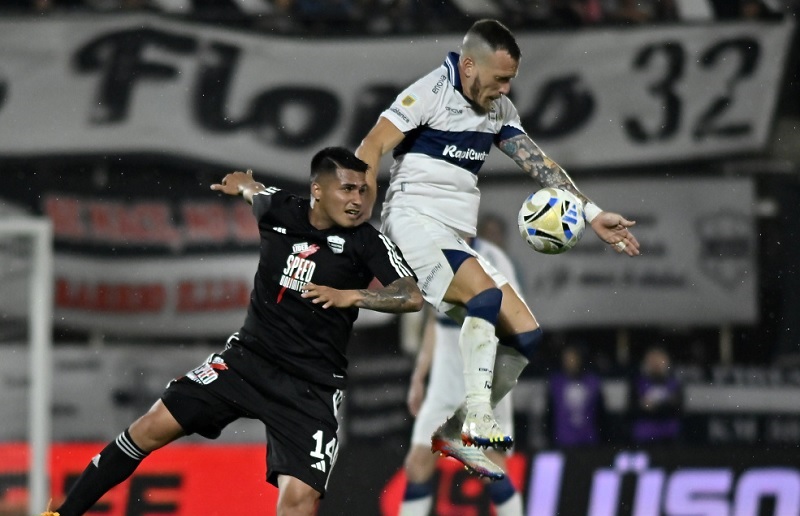 Nhận định, Soi kèo Deportivo Riestra vs Gimnasia Mendoza 3h00 ngày 13/3: Khan hiếm bàn thắng - Ảnh 1