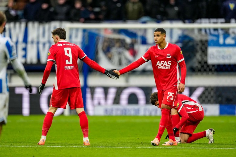 Nhận định, Soi kèo AZ Alkmaar vs Sparta Prague, 0h45 ngày 13/3: Bất phân thắng bại - Ảnh 1