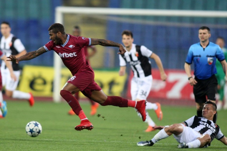 Nhận định, Soi kèo Lokomotiv Plovdiv vs Septemvri Sofia, 21h45 ngày 13/3: Tận dụng tối đa - Ảnh 1