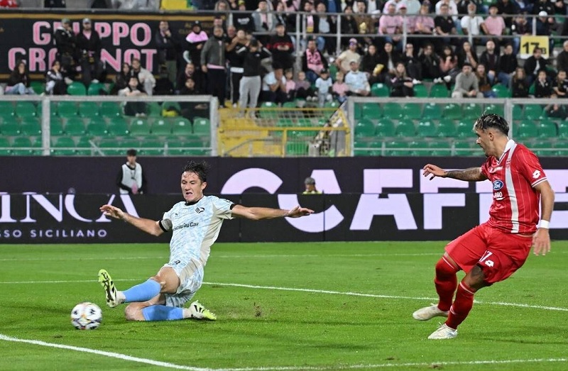 Nhận định, Soi kèo Venezia vs Padova 2h00 ngày 18/3: Lành ít dữ nhiều - Ảnh 1