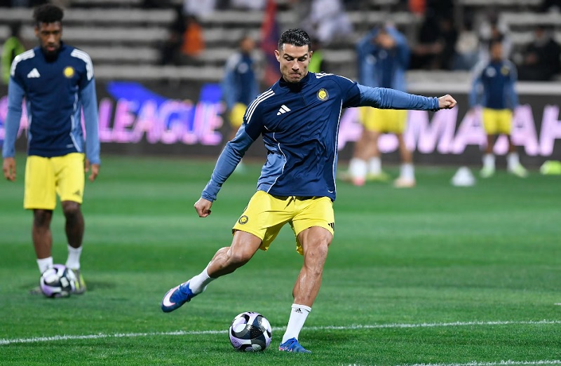 Ronaldo chuẩn bị tái xuất, HLV Al Nassr hé lộ thời điểm - Ảnh 1