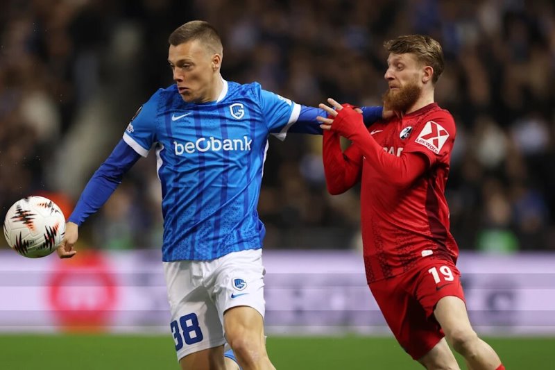 Soi kèo phạt góc Freiburg vs Genk, 00h45 ngày 20/03 - Ảnh 1