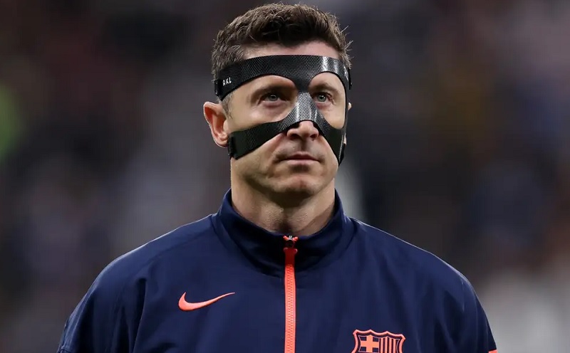 Barca muốn giữ Lewandowski nhưng kèm điều kiện gây sốc - Ảnh 1