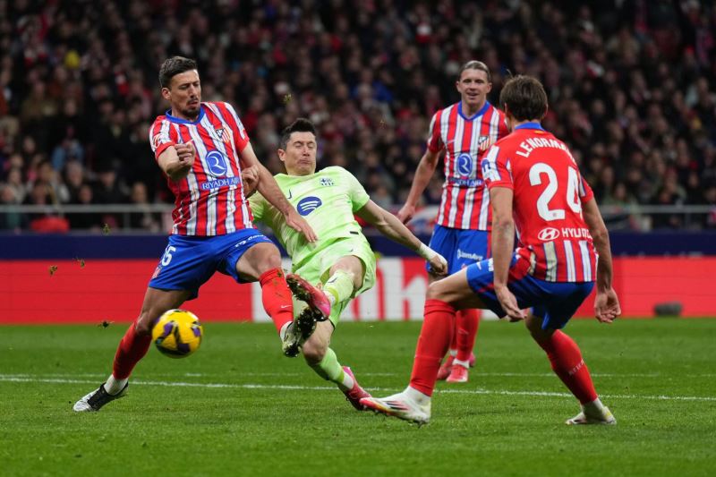 Nhận định, Soi kèo Atletico Madrid vs Barcelona 02h00 ngày 05/04: Giữ vững ngôi đầu - Ảnh 1