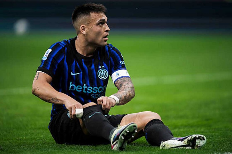 Lautaro Martínez vừa trở lại đã tái phát chấn thương - Ảnh 1
