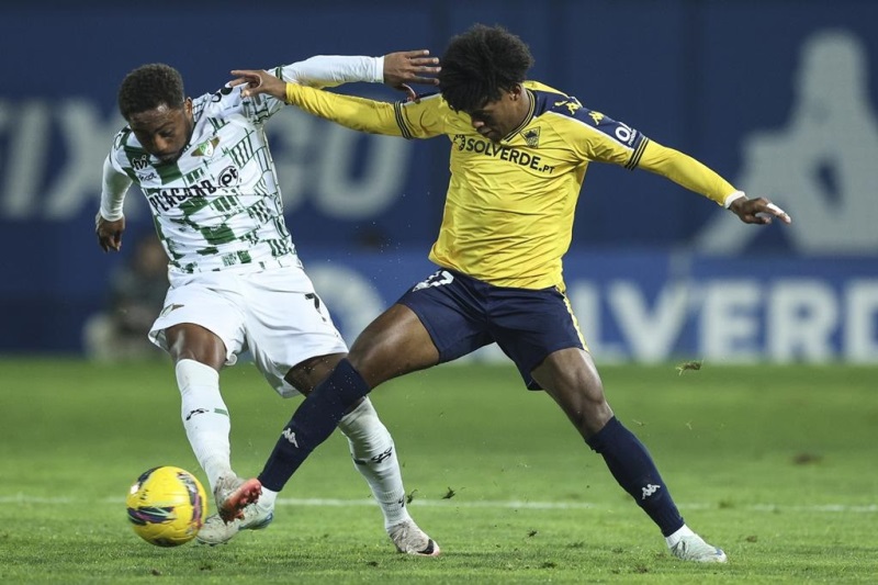 Soi kèo phạt góc Moreirense vs Estoril Praia, 02h15 ngày 21/04 - Ảnh 1