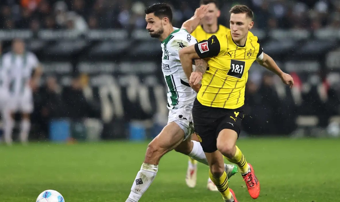 Soi kèo phạt góc Monchengladbach vs Dortmund, 22h30 ngày 03/05 - Ảnh 1