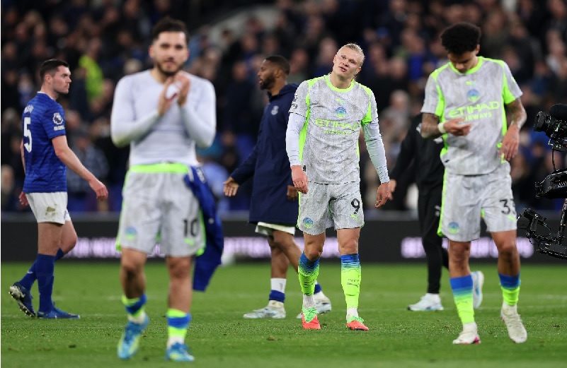 Man City hoà khó tin trước Everton - Ảnh 1