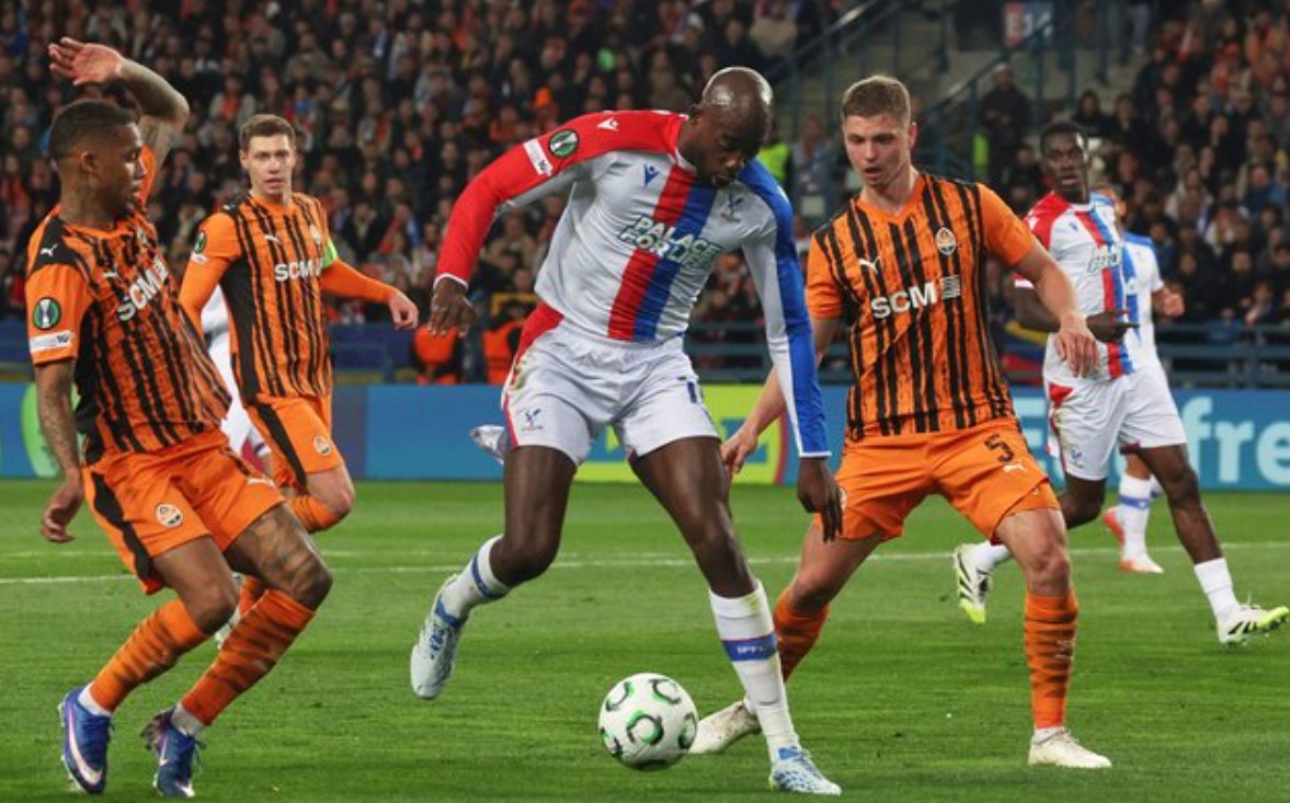 Soi kèo phạt góc Crystal Palace vs Shakhtar Donetsk, 02h00 ngày 08/05 - Ảnh 1