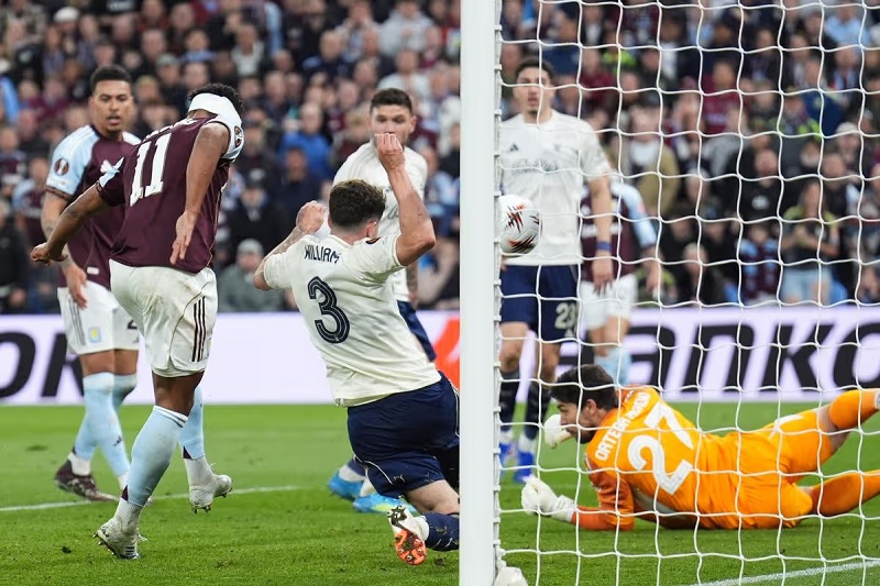 Aston Villa lần đầu vào chung kết cúp châu Âu sau 44 năm - Ảnh 1