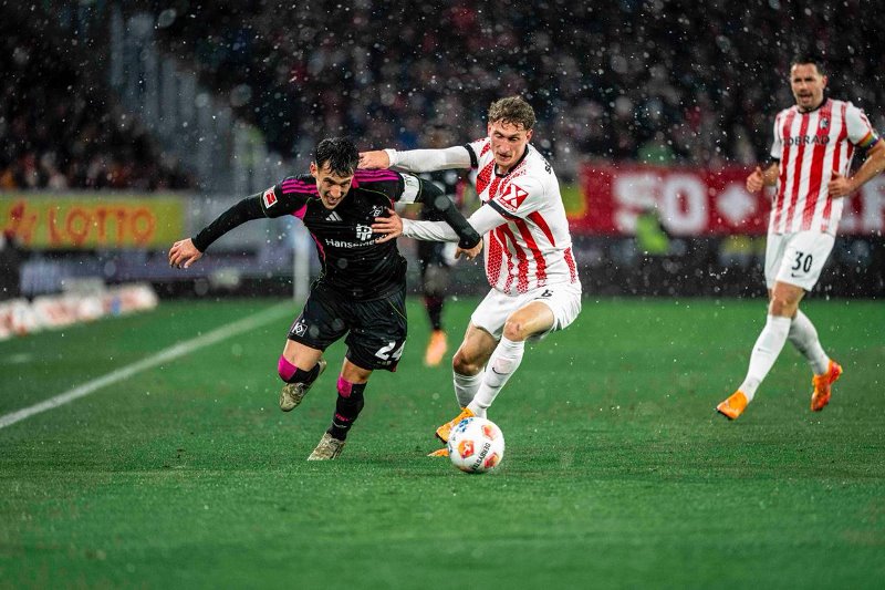 Nhận định, Soi kèo Hamburger vs Freiburg 20h30 ngày 10/05: Khách cần điểm hơn - Ảnh 1