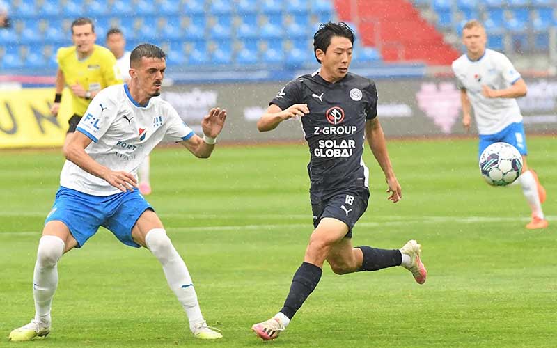 Nhận định, Soi kèo Slovacko vs Banik Ostrava 22h30 ngày 12/5: Tin vào chủ nhà - Ảnh 1