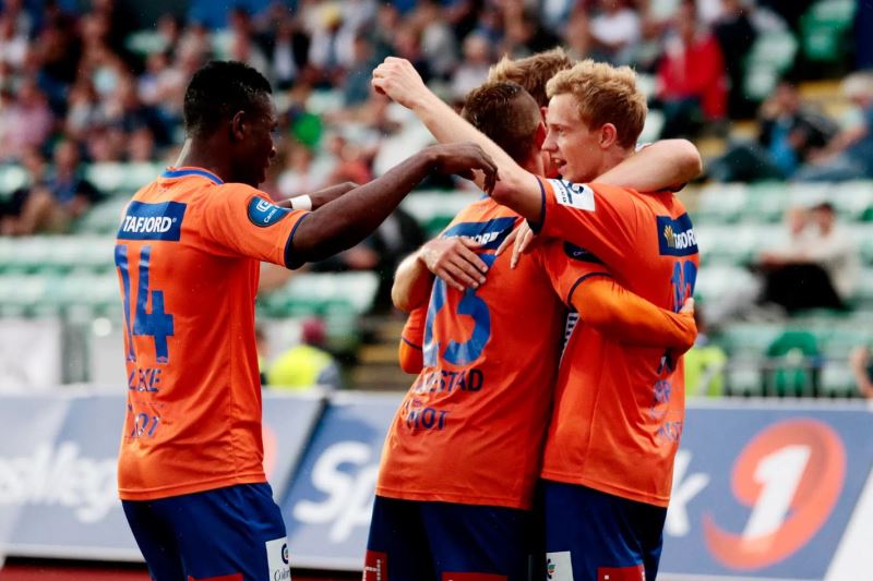 Nhận định, Soi kèo Aalesunds vs Brann 01h00 ngày 21/05: Bắt nạt chủ nhà - Ảnh 1