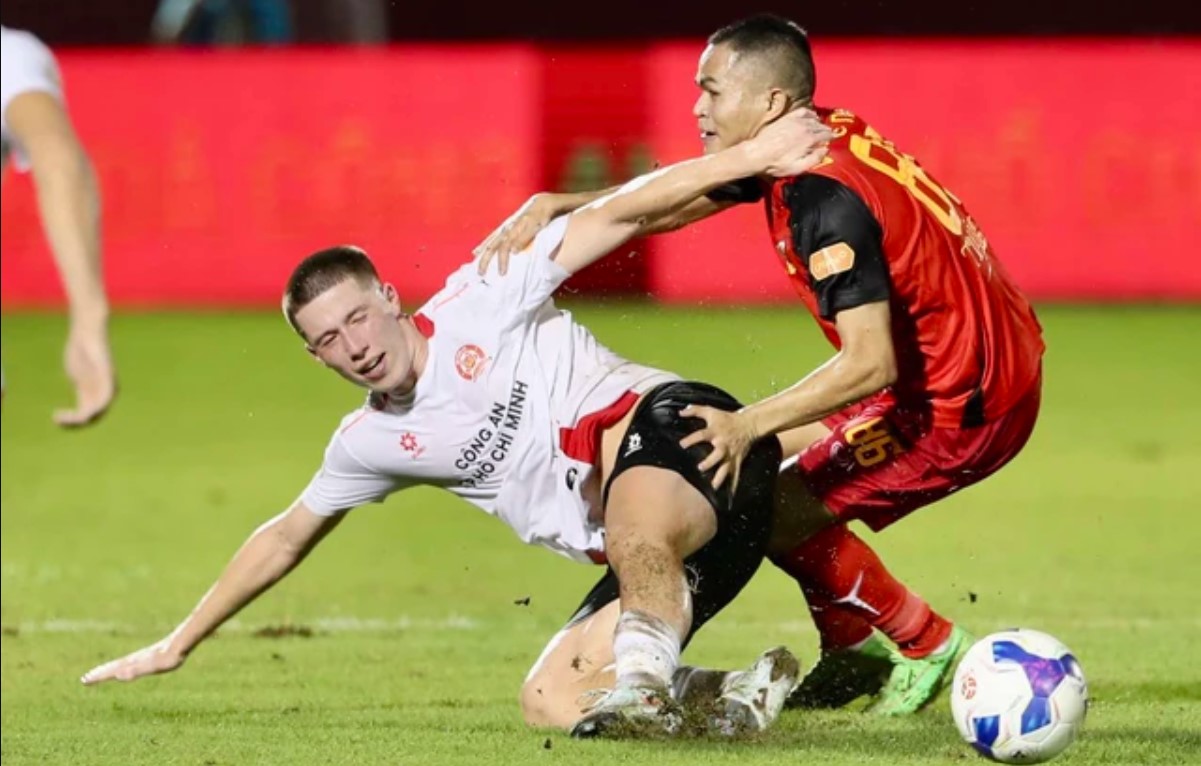 Soi kèo phạt góc Ninh Bình vs CA TP.HCM, 18h00 ngày 23/5 - Ảnh 1