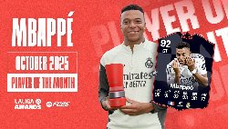 Mbappe nhận 2 danh hiệu trong vòng 1 ngày