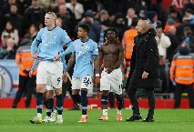 Man City xếp dưới Brighton sau thất bại tại Anfield