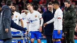 Xavi có 3 phương án thay thế Pedri và De Jong