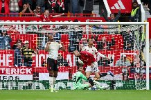 Vì sao bàn thắng của Sesko vào lưới Liverpool không bị hủy bỏ?