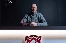 Ten Hag có bến đỗ mới sau 4 tháng bị Leverkusen sa thải
