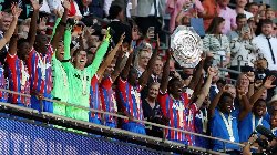 Hạ Liverpool, Crystal Palace giành Siêu Cúp Anh