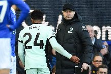 Reece James lại chấn thương, bị ví von là đôi chân thủy tinh