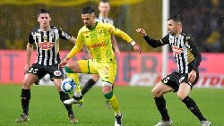 Soi kèo phạt góc Angers vs Nantes, 2h45 ngày 13/12