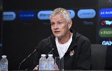 Vì sao Solskjaer thất bại trước Carrick trong cuộc đua ghế HLV tạm quyền MU?