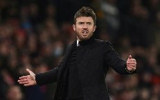 Tottenham đưa Carrick vào tầm ngắm cho vị trí HLV dài hạn