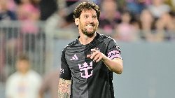 Messi được bầu chọn là cầu thủ vĩ đại nhất mọi thời đại