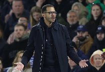 Sốc với số tiền Chelsea phải trả nếu sa thải HLV Rosenior