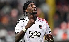 Tammy Abraham trở lại Ngoại hạng Anh khoác áo Aston Villa