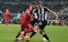 Nhận định, Soi kèo Newcastle vs Liverpool 2h00 ngày 26/8: Ăn miếng trả miếng