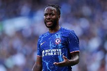 Napoli muốn mượn Sterling 1 năm